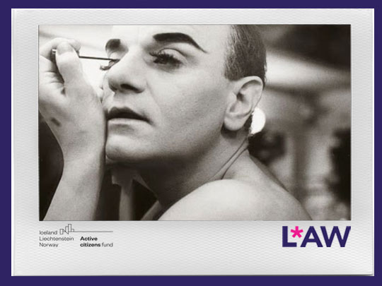 ODMIEŃCZA REWOLUCJA. PERFORMANS NA CUDZEJ ZIEMI JOANNY KRAKOWSKIEJ. KSIĄŻKA (2020)