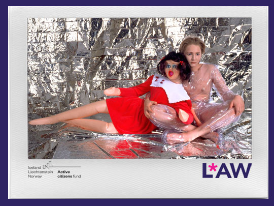 ONONE – ŚWIAT PO ŚWIECIE ALICJI ŻEBROWSKIEJ. WIDEOINSTALACJA (1995-1999)